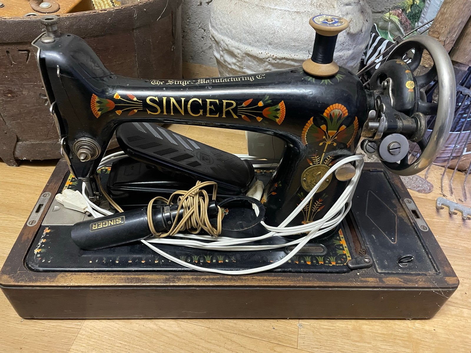 Antieke Singer Naaimachine met Houten Koffer, Ophalen