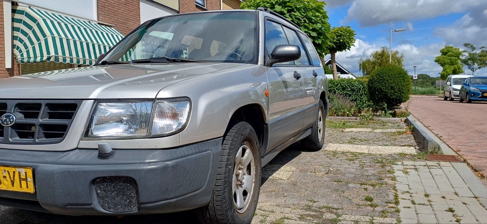 Subaru Forester 2.0 92KW 1999 Grijs, Ophalen