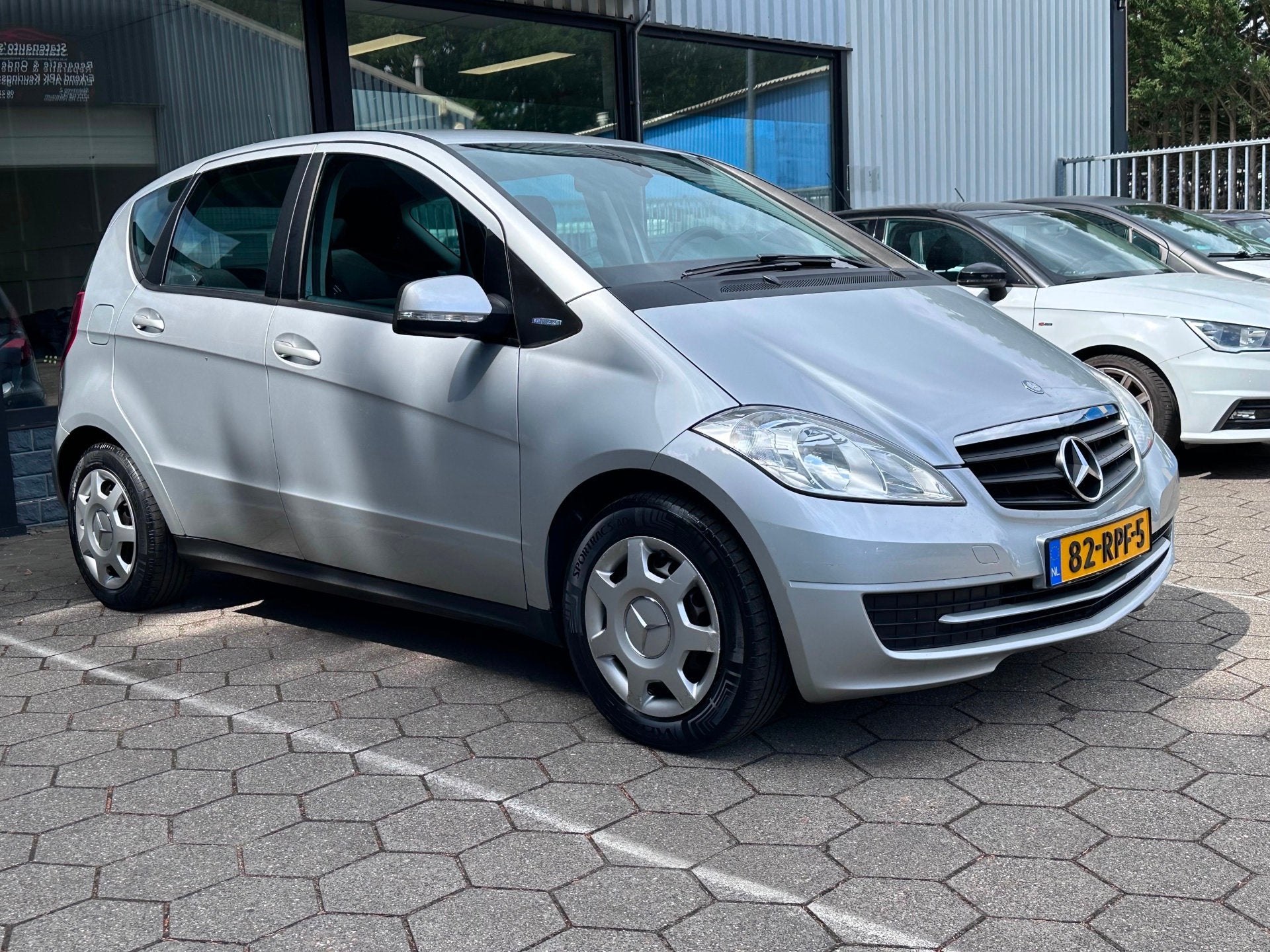 Mercedes-Benz A-klasse 160 BlueEFFICIENCY Business Class/Air, Voorwielaandrijving, Euro 5, Stof, Start-stop-systeem