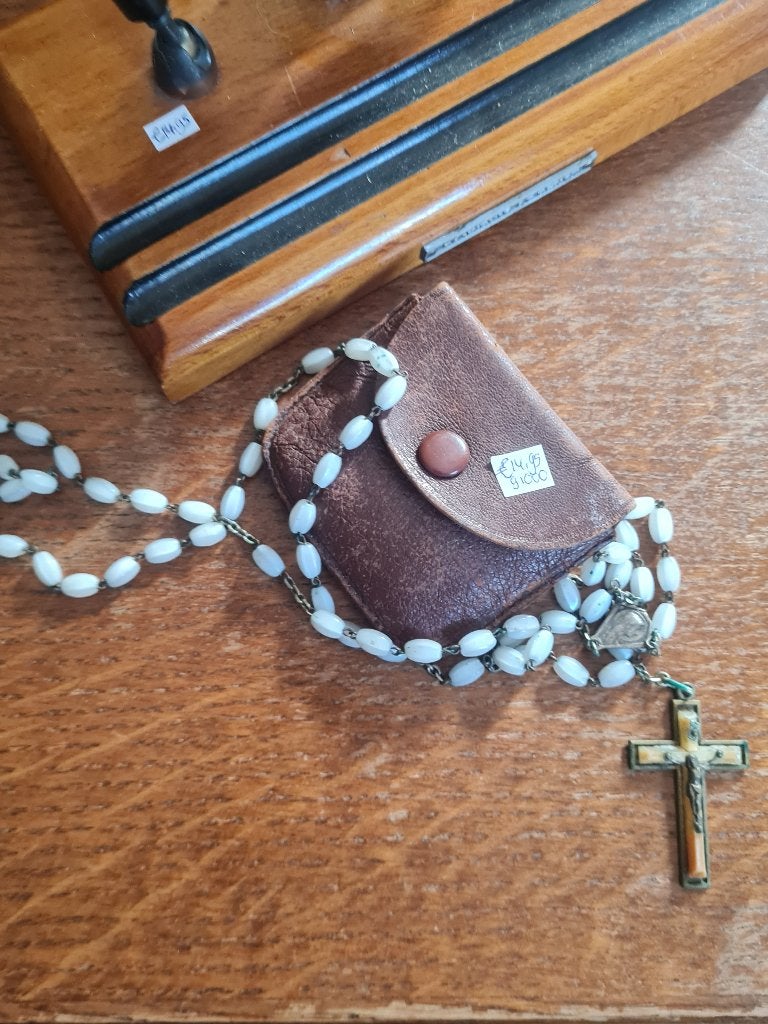 Zeer oude rozenkrans met etui, Ophalen of Verzenden