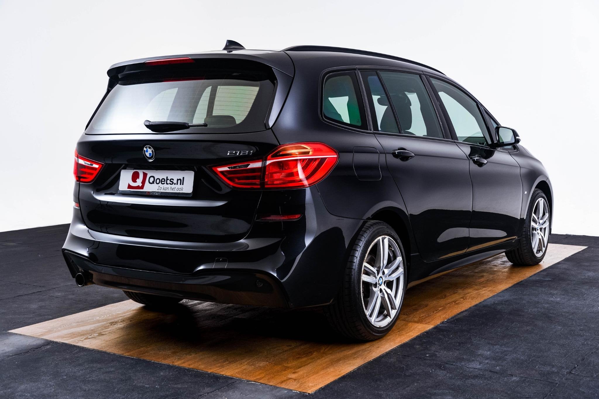 BMW 2-serie Gran Tourer 218i Centennial High Executive 7p. M, Auto's, BMW, 12 maanden, 136 pk, Gebruikt, Zwart
