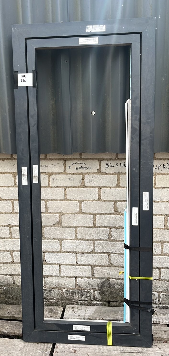 (266) Nieuw raamkozijn aluminium/ kunststof draai kiep, Raamkozijn, 150 tot 225 cm, Ophalen, 75 tot 150 cm