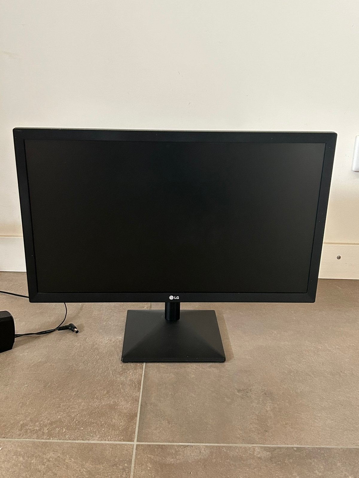 LG Monitor, Computers en Software, Monitoren, Ophalen, Zo goed als nieuw, 60 Hz of minder