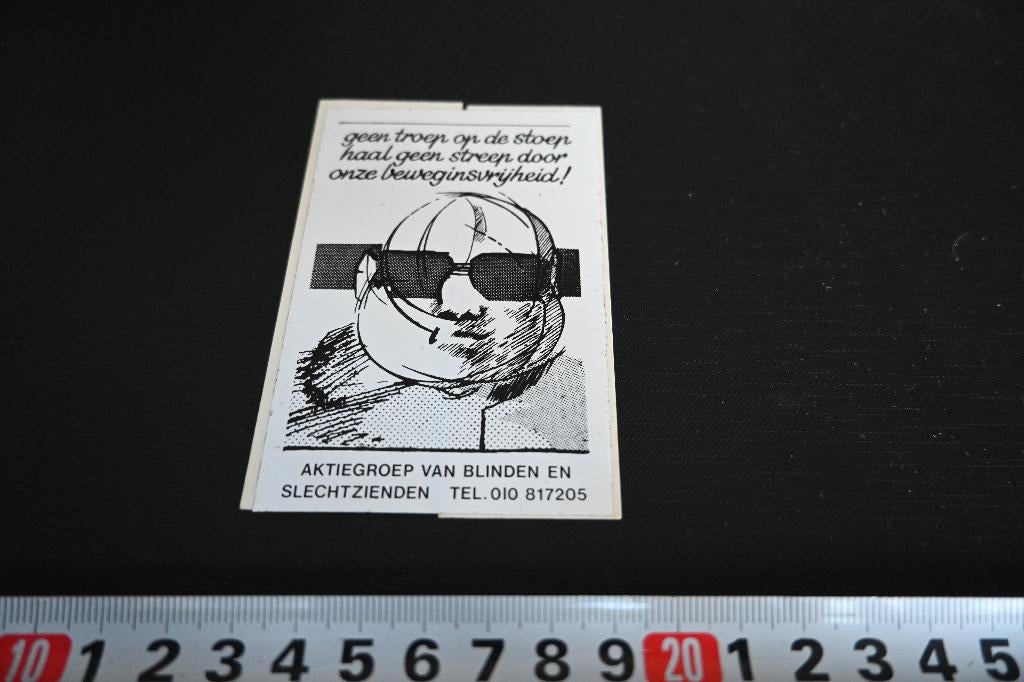 sticker Aktiegroep van blinden en slechtzienden 010-817205, Ophalen, Zo goed als nieuw