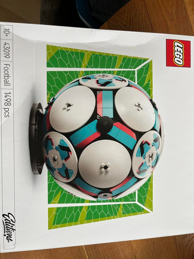 Lego Voetbal (43019) - doos wat gedeukt, Overige thema's, Lego, Compleet, Ophalen of Verzenden