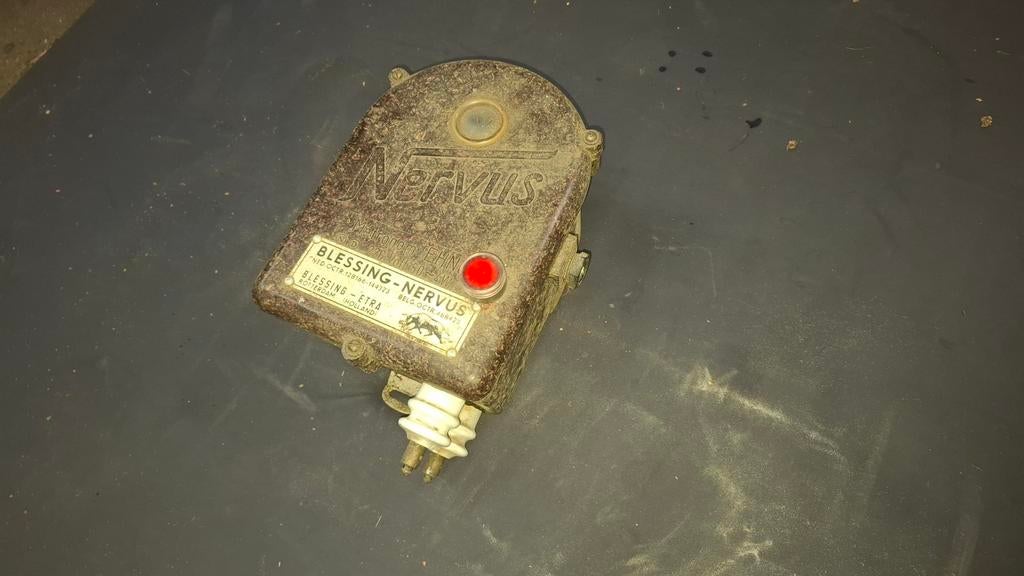 Vintage Blessing-Nervus Metronoom - 220 Volt, Antiek en Kunst, Ophalen of Verzenden