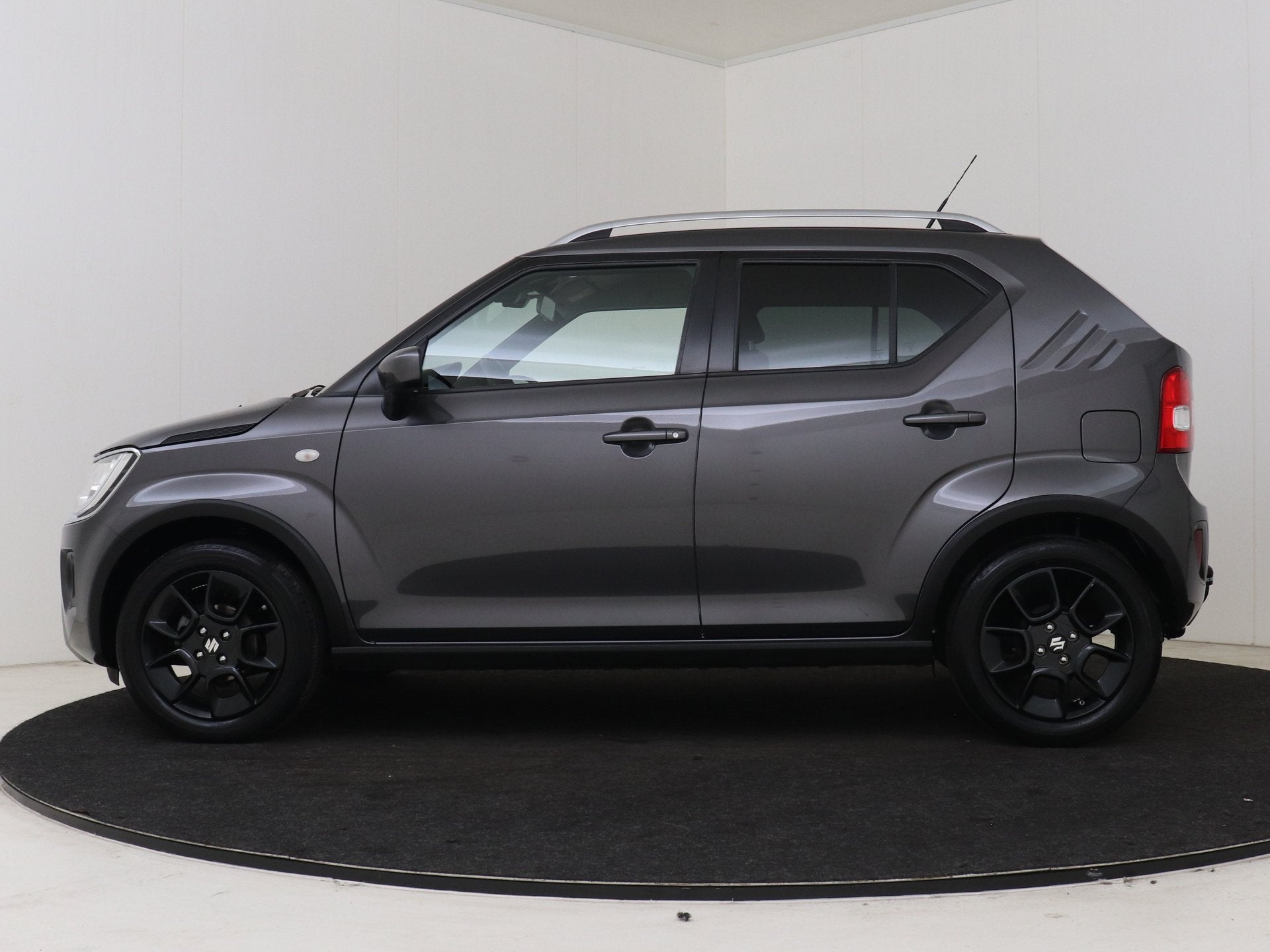 Suzuki Ignis 1.2 Smart Hybrid Select | Dealer Onderhouden |, Voorwielaandrijving, Stof, Gebruikt, 4 cilinders