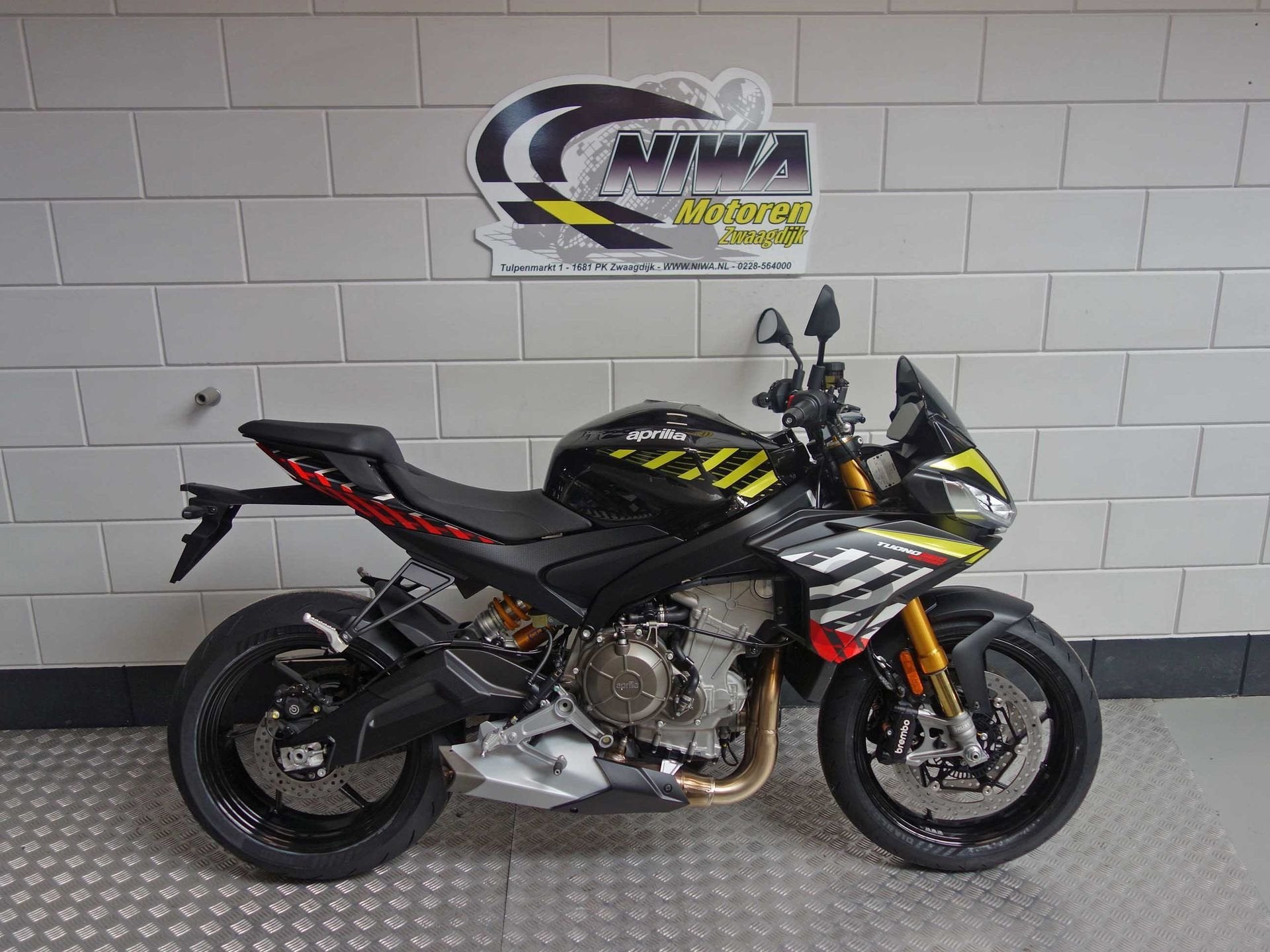 Aprilia Tuono 660 Factory, Motoren, 659 cc, Naked bike, Gebruikt, Bedrijf