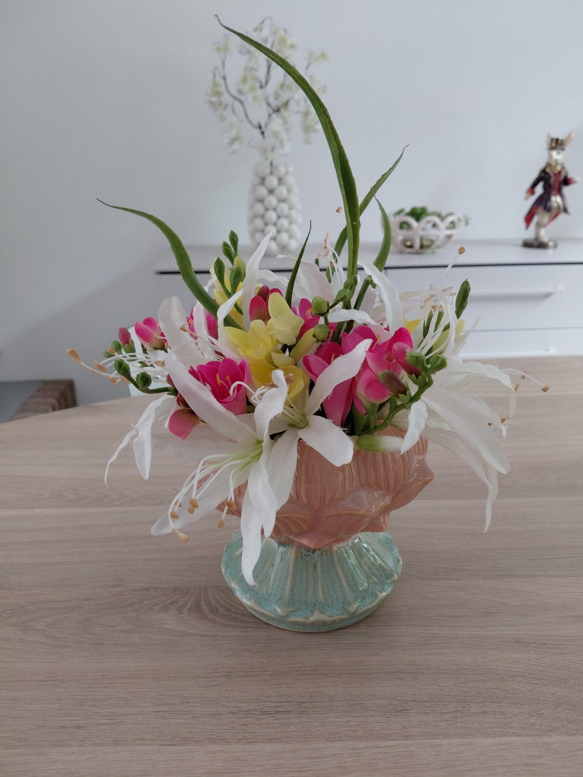 Lotus vaasje met zijde bloemen, Ophalen, Zo goed als nieuw
