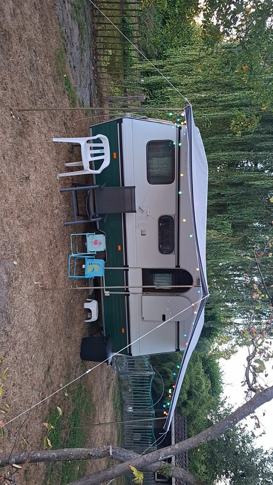 Leuke caravan merk buerstner met Dorema voortent, Overige merken, Treinzit, Particulier, 4 tot 5 meter