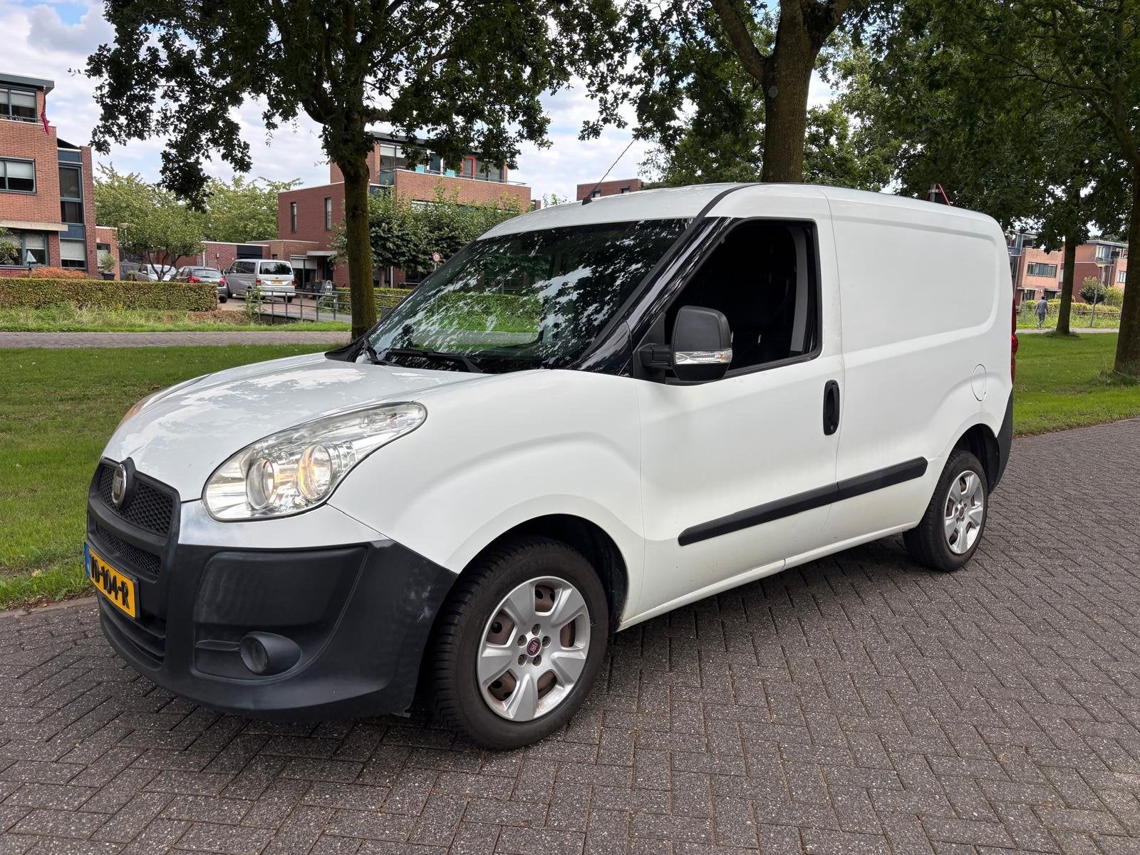 Fiat Doblò Cargo 1.3 MultiJet Actual ex btw (bj 2013), Voorwielaandrijving, Euro 5, Gebruikt, 4 cilinders