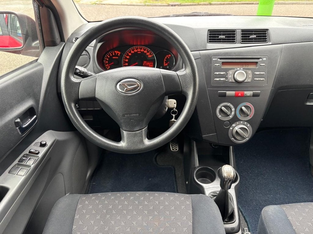 Daihatsu Cuore 1.0 Premium GOEDKOOP EN ZUINIG! (bj 2008), Auto's, 18 €/maand, Elektrische ramen, 4 stoelen, Cuore