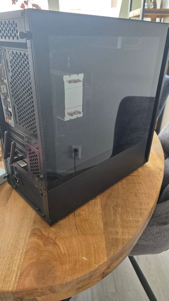 PC - Intel i7-9700K, 16GB RAM, 1TB, Windows 11 Pro, Computers en Software, Desktop Pc's, Gebruikt, Zelf gebouwde pc, Ophalen of Verzenden