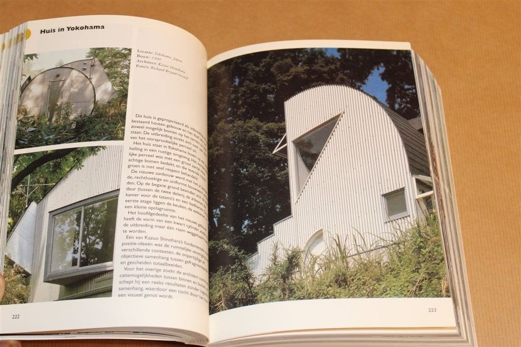 Huizen Wereldwijd — Dik Boek over Moderne Architectuur, Ophalen of Verzenden, Gelezen, Architecten