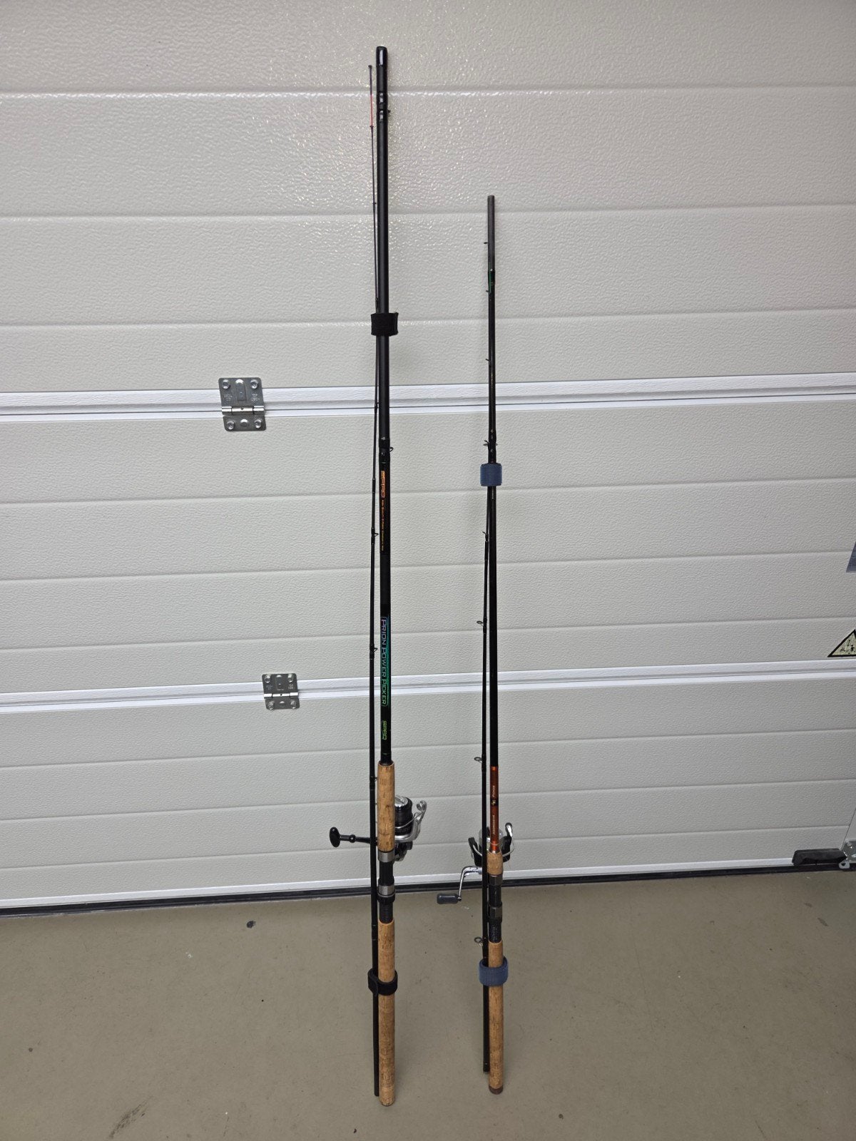 Set van 2 Spro vishengels met molens., Watersport en Boten, Ophalen