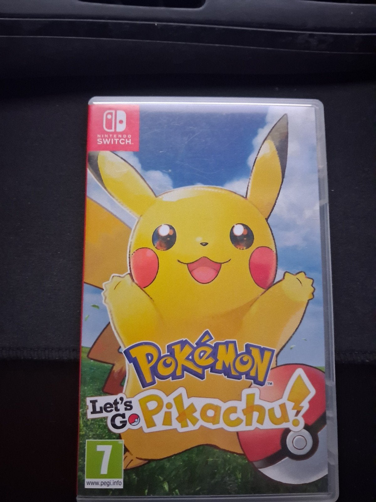 pokemon lets go pikachu, Spelcomputers en Games, 1 speler, Zo goed als nieuw, Vanaf 7 jaar, Ophalen