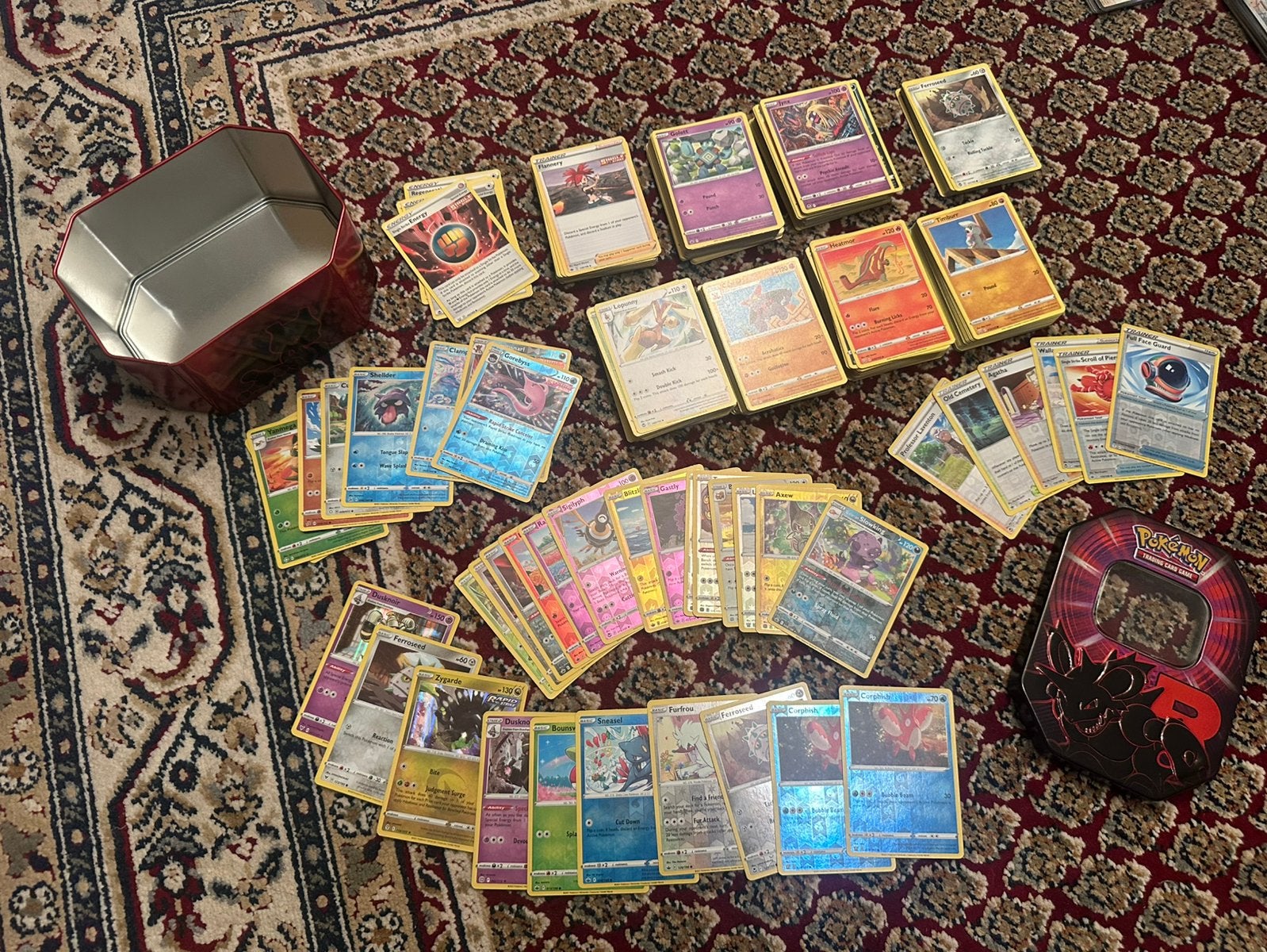 Pokemon kaarten + tin inc. Holos, Ophalen of Verzenden, Zo goed als nieuw, Meerdere kaarten, Foil
