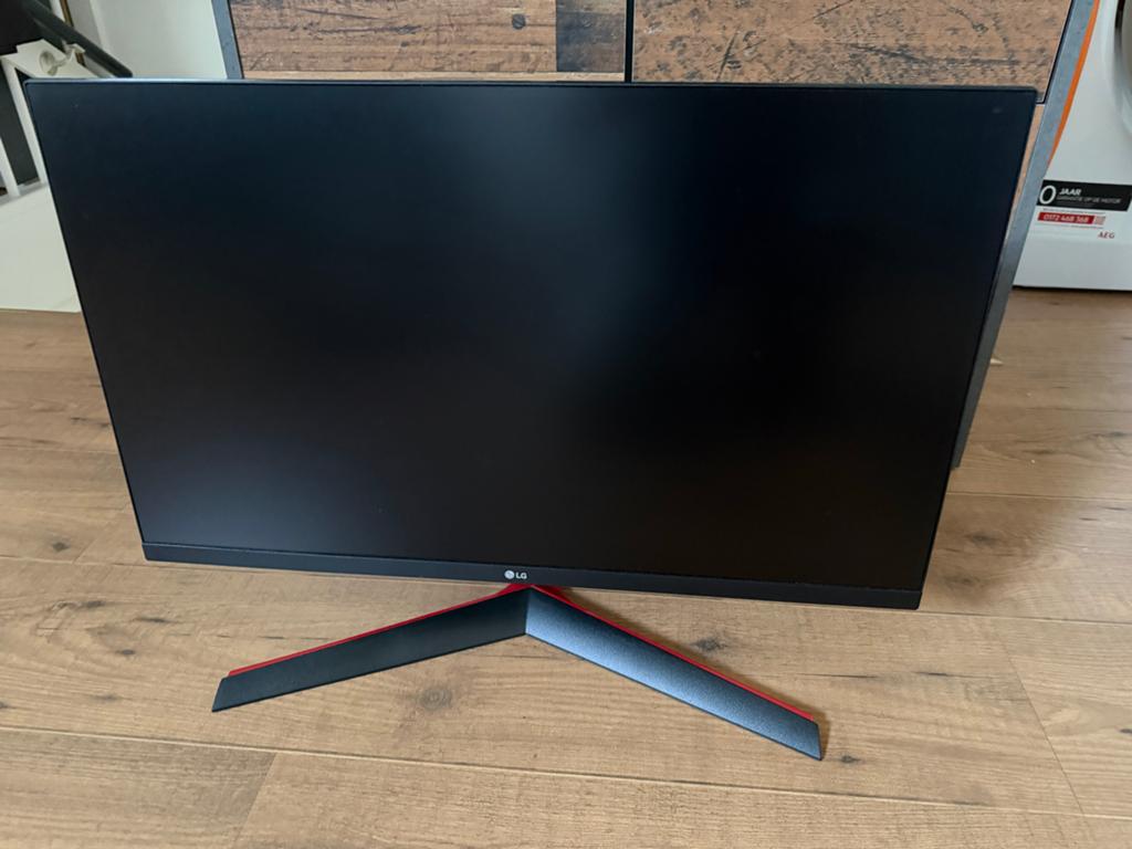 27 inch LG Beeldscherm 27GN800 in zeer goede staat, IPS, Zo goed als nieuw, Quad HD (2K), 60 Hz of minder