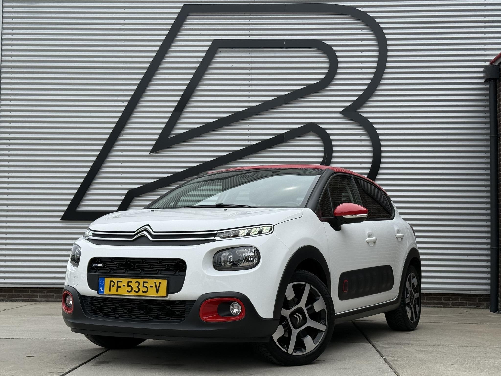 Citroen C3 1.2 PureTech S&S Shine 2e Eigenaar|Navi|Camera|Tr, Voorwielaandrijving, 1025 kg, Euro 6, 1199 cc