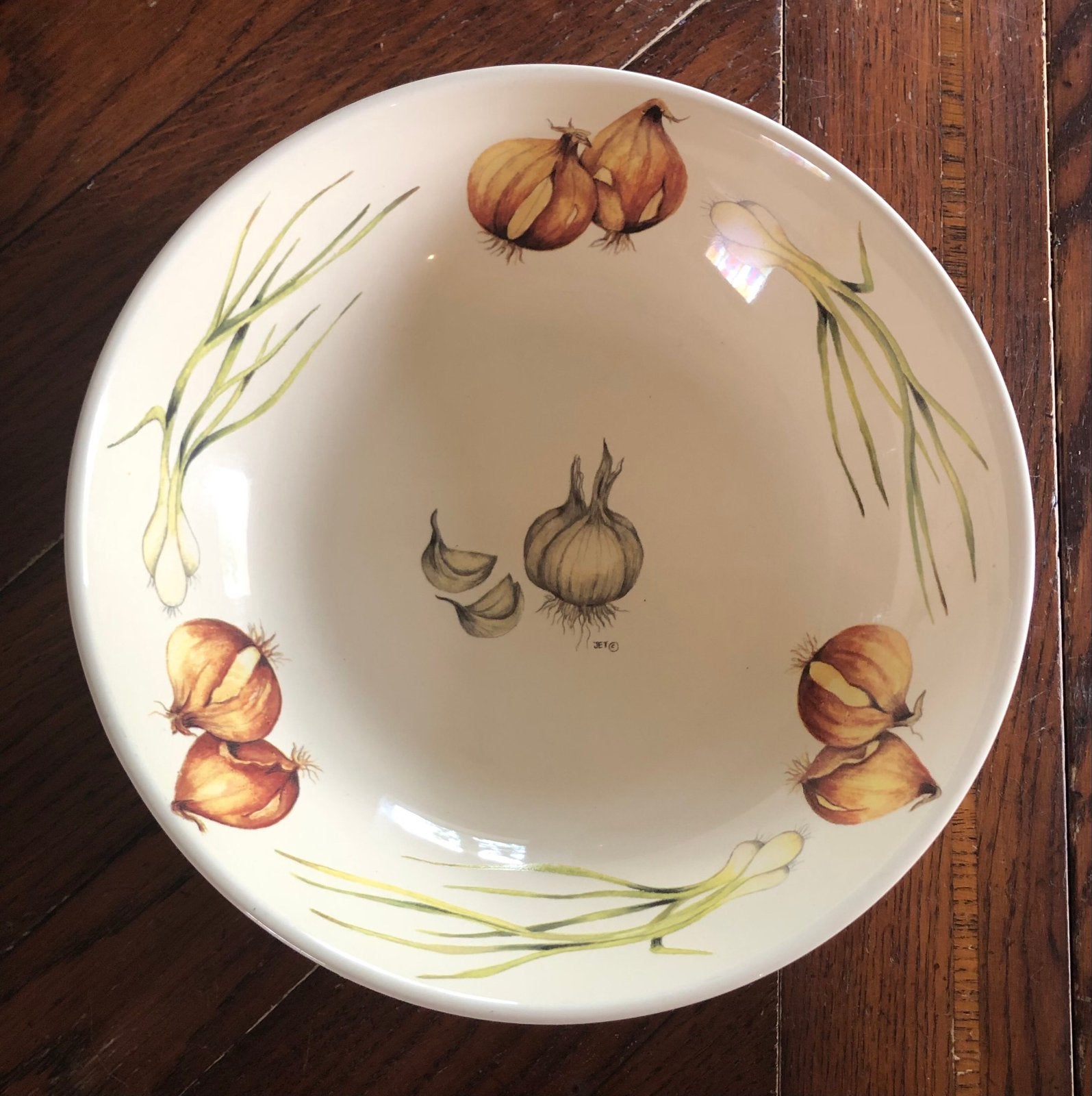 Grote schaal met uien en sjalotten decoratie, Ophalen, Porselein of Keramiek, Schaal, Rond