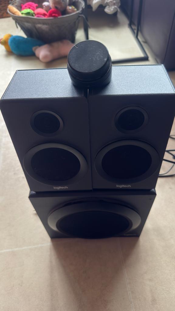 Logitech boxen met subwoofer, Audio, Tv en Foto, Luidsprekers, Ophalen of Verzenden, 120 watt of meer, Subwoofer, Overige merken