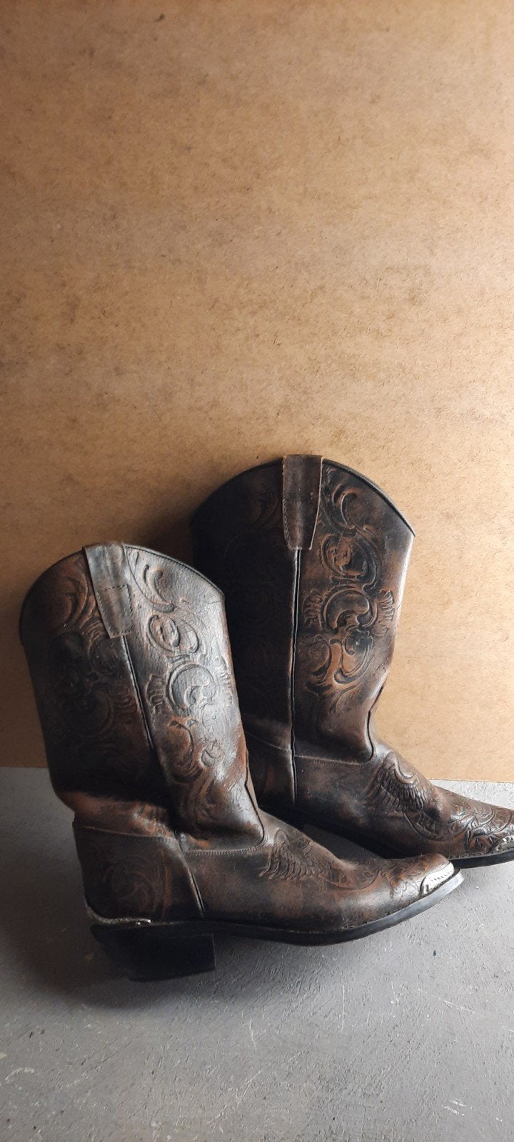 Hard Rock cowboylaarzen maat 41 met mooie versiering, Bruin, Lage of Enkellaarzen, Hard rock, Ophalen of Verzenden