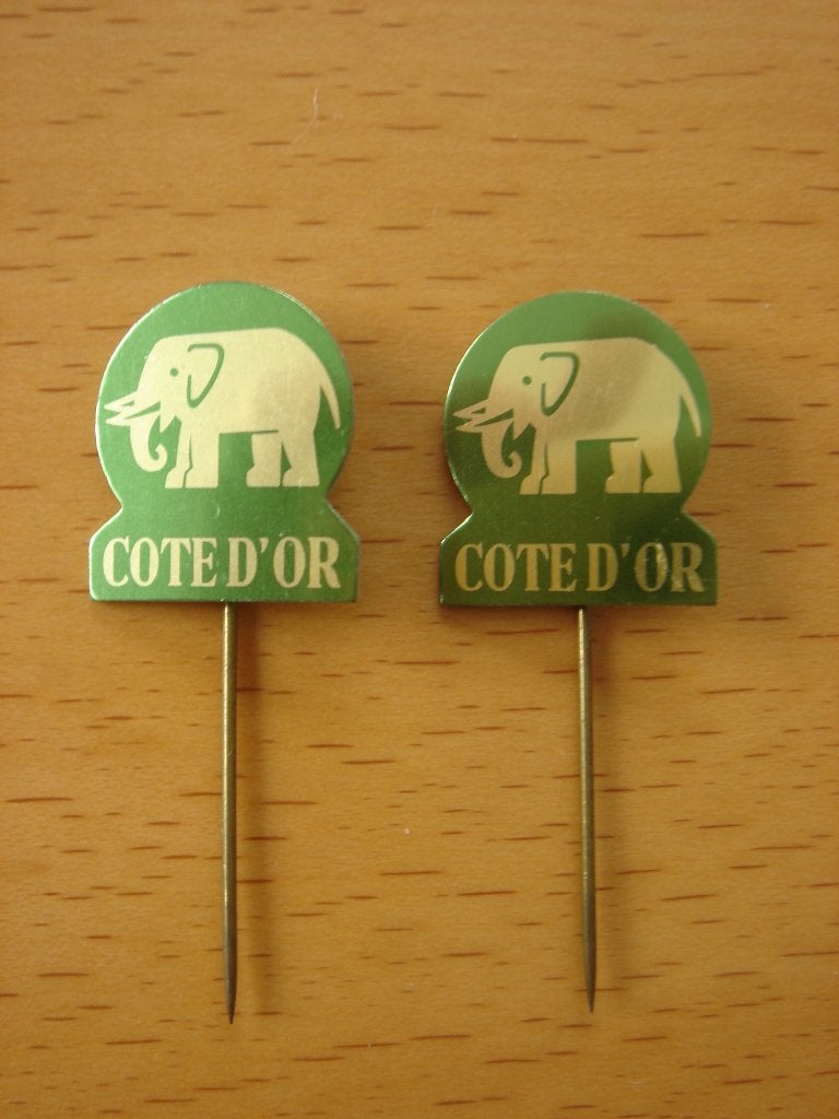 2 Spelden Cote d’Or - Olifant, Verzamelen, Ophalen of Verzenden, Gebruikt, Merk, Speldje of Pin