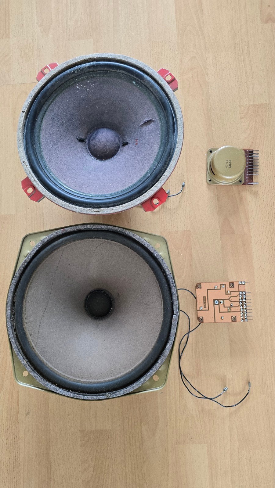 Isophon PSL 300/70/8 HIFI-Tieftonsystem met scheur, Audio, Tv en Foto, Luidsprekers, Overige merken, Overige typen, Ophalen of Verzenden