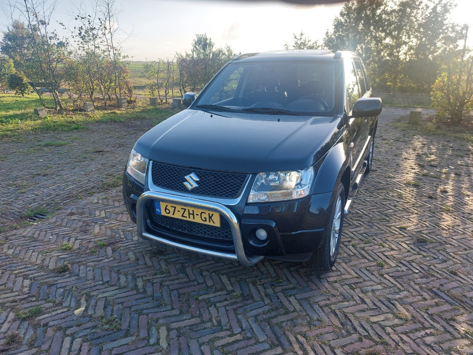 Suzuki Grand Vitara 2.0 4x4 high executive lpg g3 lpg-g3, Auto's, Dealer onderhouden, 1995 cc, Zwart, 4 cilinders