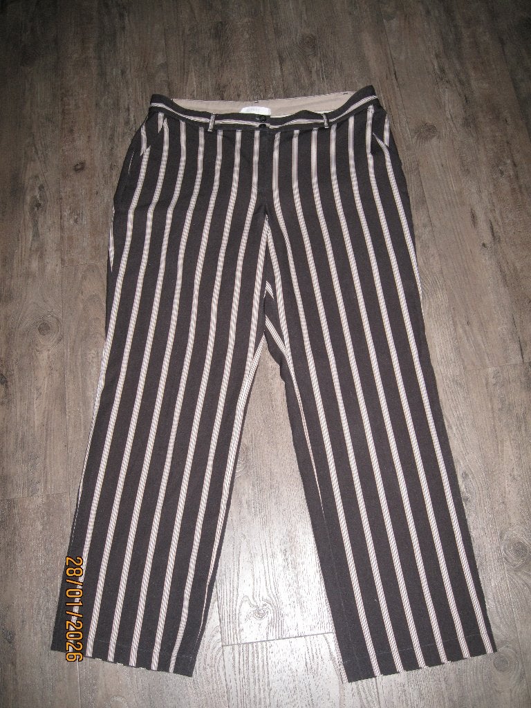 Bianca zwart met beige en wit gestreepte pantalon maat 44, Bianca, Zwart, Maat 42/44 (L), Ophalen of Verzenden