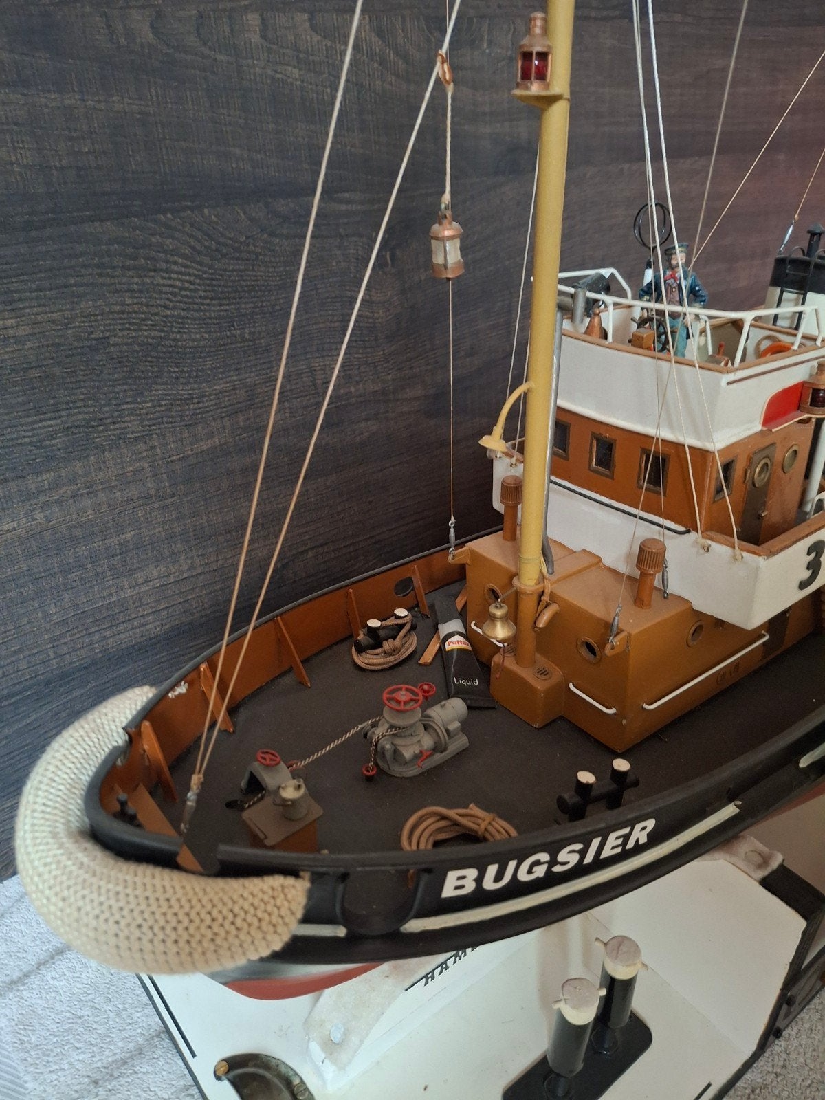 Gedetailleerd schaalmodel sleepboot Bugsier 3, Ophalen, Zo goed als nieuw, Groter dan 1:32, Overige merken