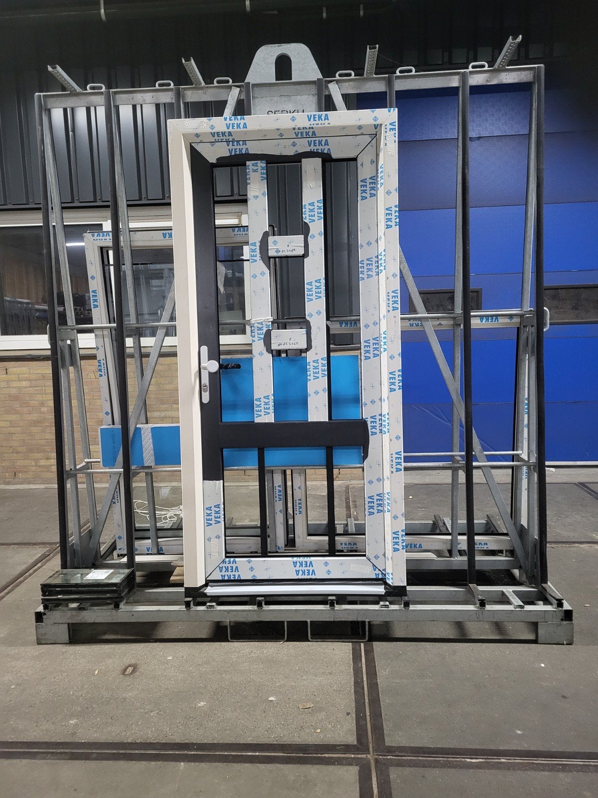 veka kunstof kozijn plus deur nieuw, Kunststof, Deurkozijn, Nieuw, 150 tot 225 cm