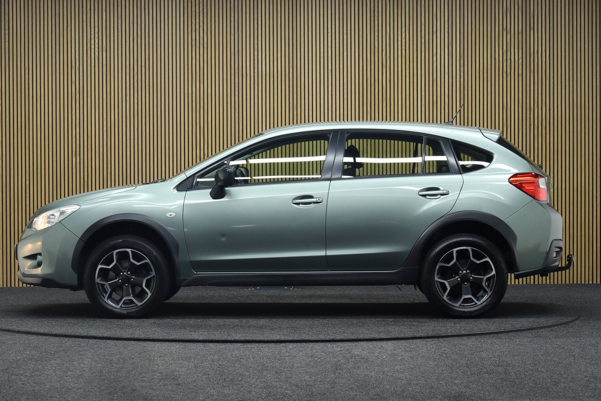 Subaru XV 1.6i Business Edition AWD | Trekhaak | Hoge lage g, Auto's, Euro 5, Gebruikt, Zwart, 4 cilinders