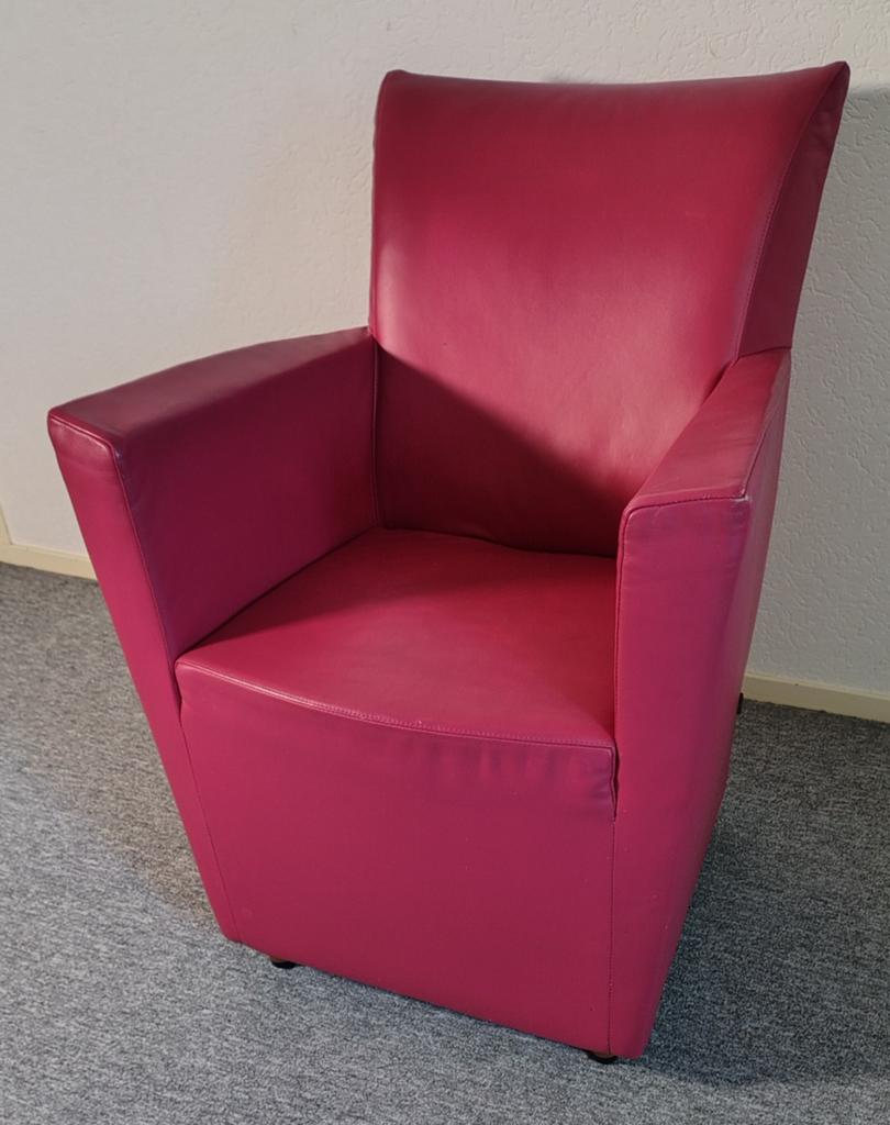 Montis fuchsia fauteuil - 64x90x70 cm, Huis en Inrichting, Fauteuils, Gebruikt, Minder dan 75 cm, Leer, Ophalen of Verzenden