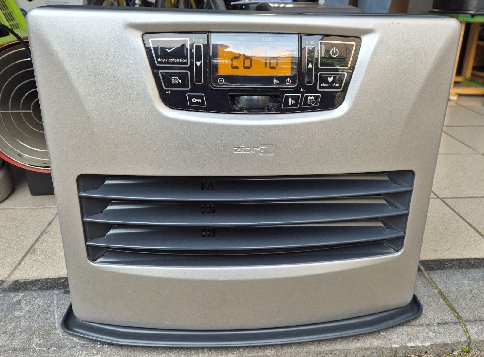 Zibro Toyotomi  LC150 4,85 Kw Laserkachel
4850W 🔥, Ophalen, Overige brandstoffen, Petroleumkachel, Zo goed als nieuw