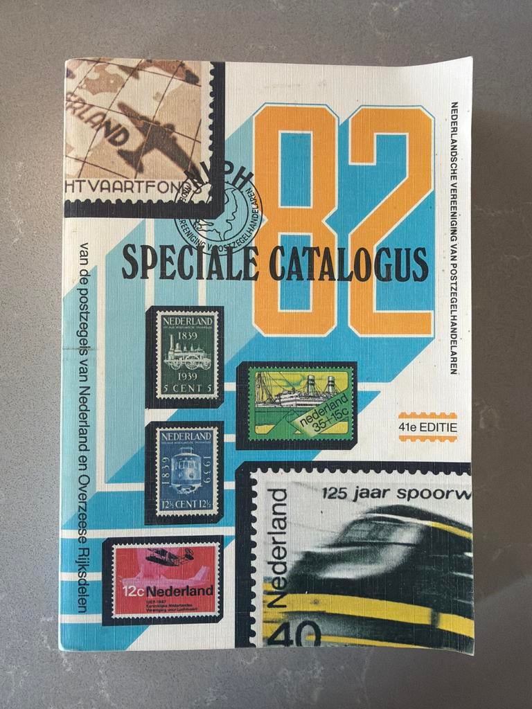 Catalogus Postzegels Nederland en Overzeese Rijksdelen 1982, Boeken, Ophalen of Verzenden, Gelezen, Catalogus