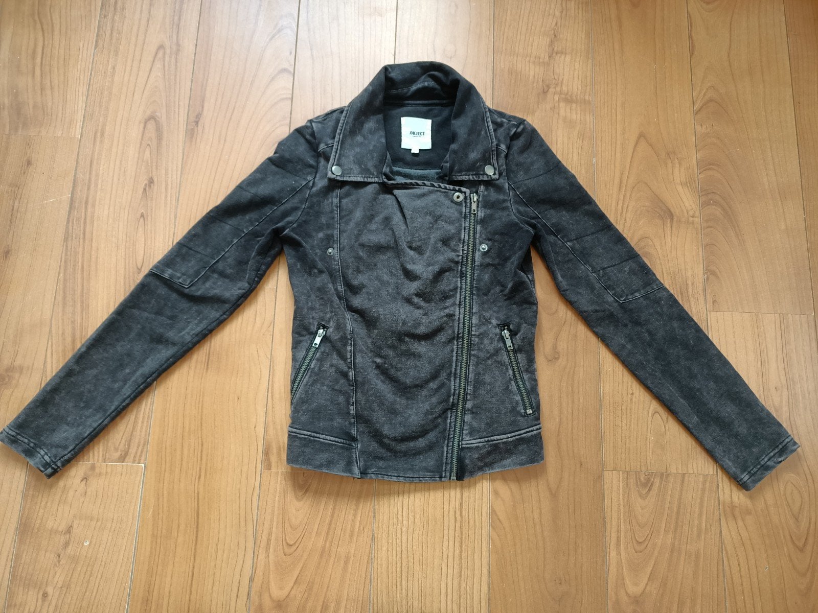 Mooie zwarte jas van Object, maat XS, Kleding | Dames, Ophalen of Verzenden, Zo goed als nieuw, Maat 34 (XS) of kleiner, Zwart