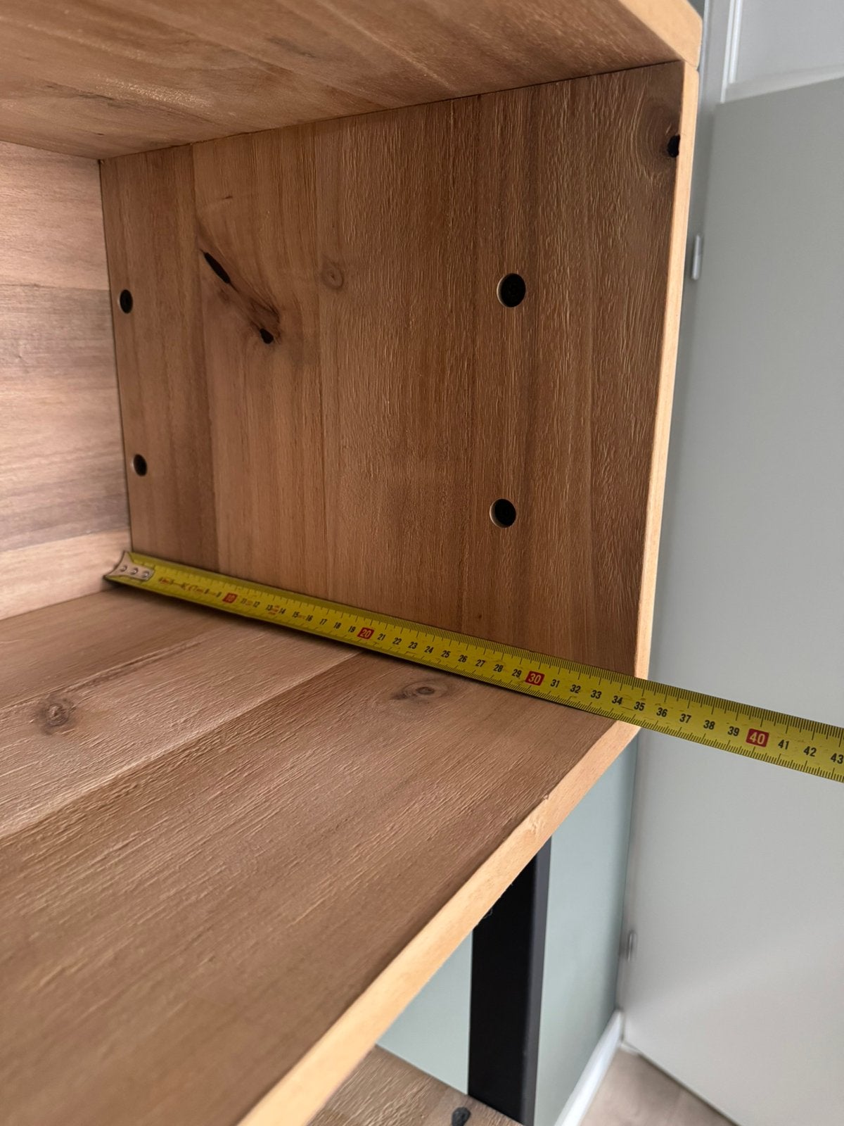 Foto 13 van Boekenkast hout/staal met lade 200x80x34,5