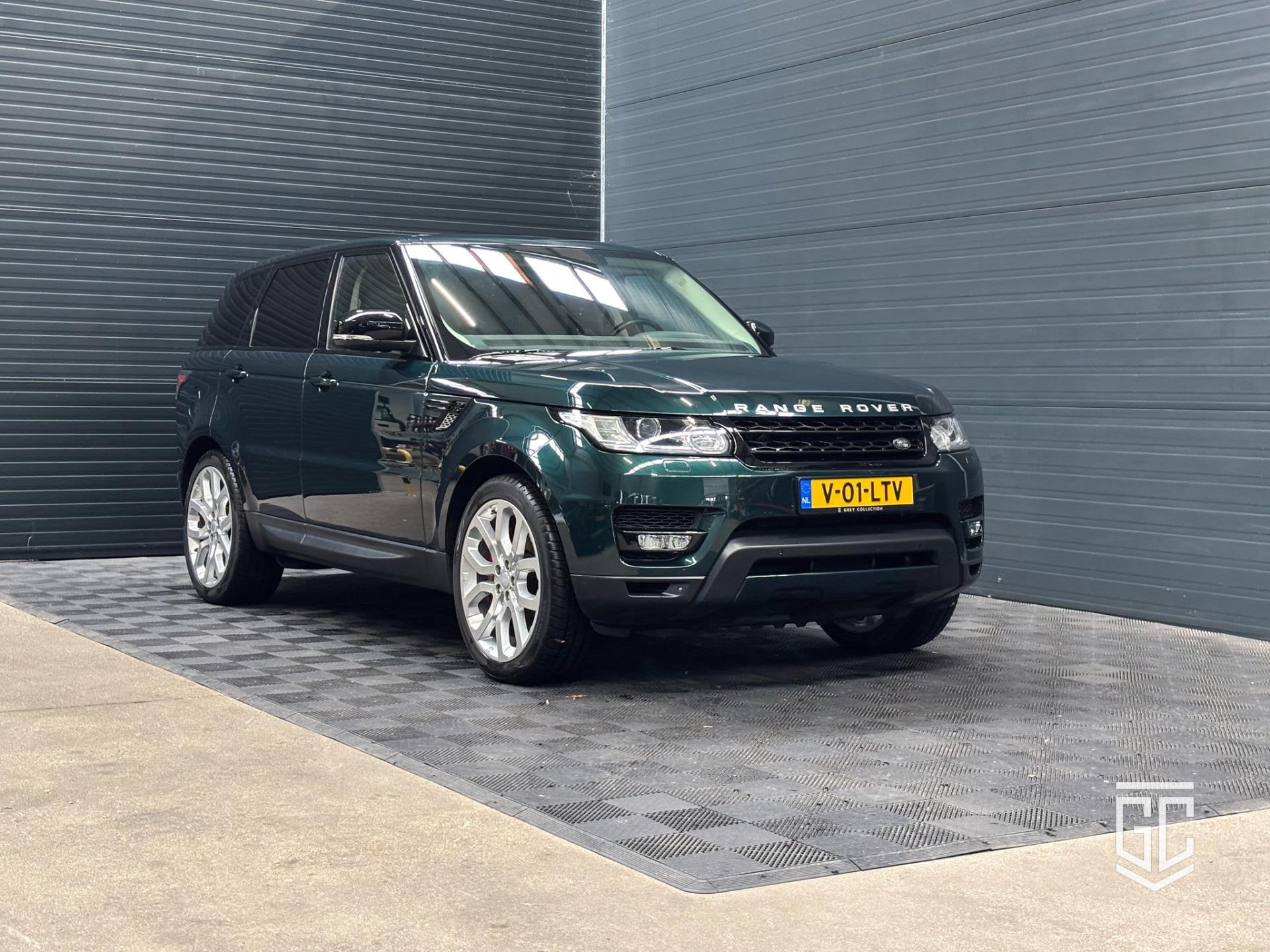 Land Rover Range Rover Sport 3.0 SDV6 HSE Dynamic, Auto's, Euro 5, Gebruikt, Beige, 2993 cc