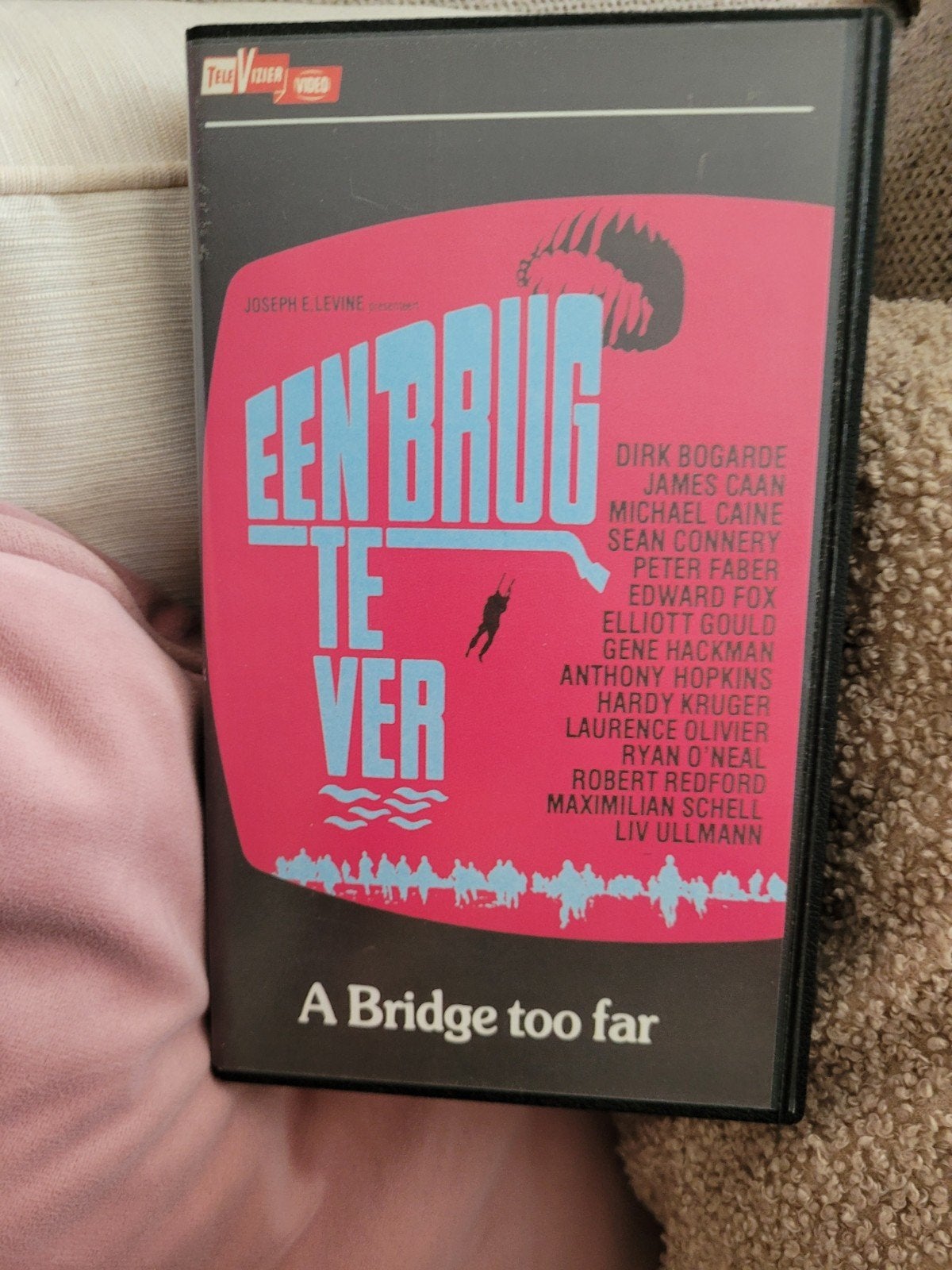 film " een brug te ver ", Verzenden, Zo goed als nieuw