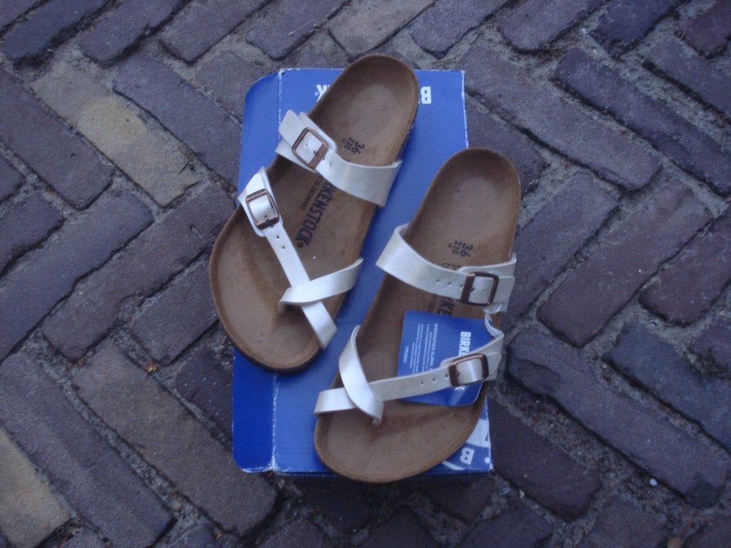 BIRKENSTOCK MAYARI 36 NIEUW NU GRATIS VERZENDING PER POST, Slippers, Verzenden, Wit, Nieuw
