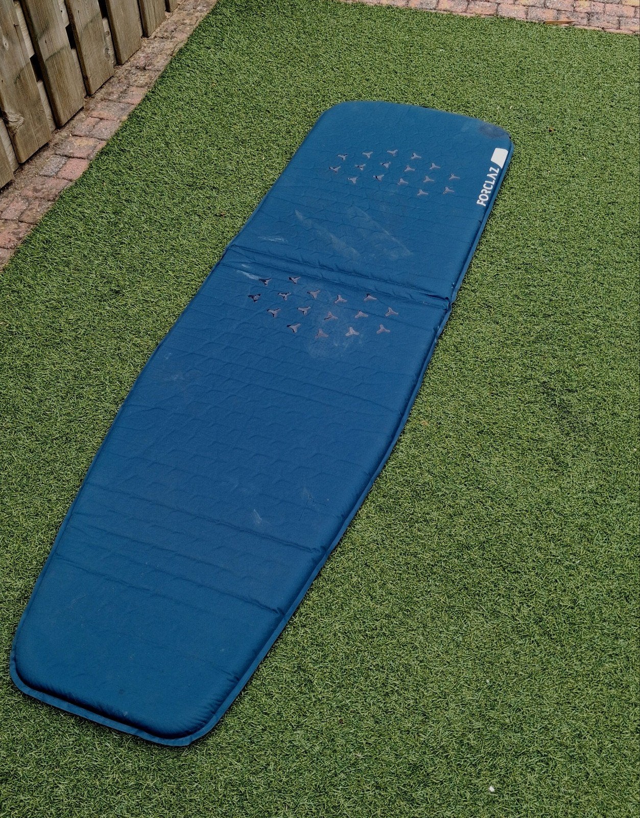 Forclaz (Decathlon) Zelfopblaasbaar Slaapmatje, Caravans en Kamperen, Slaapmatten, Ophalen