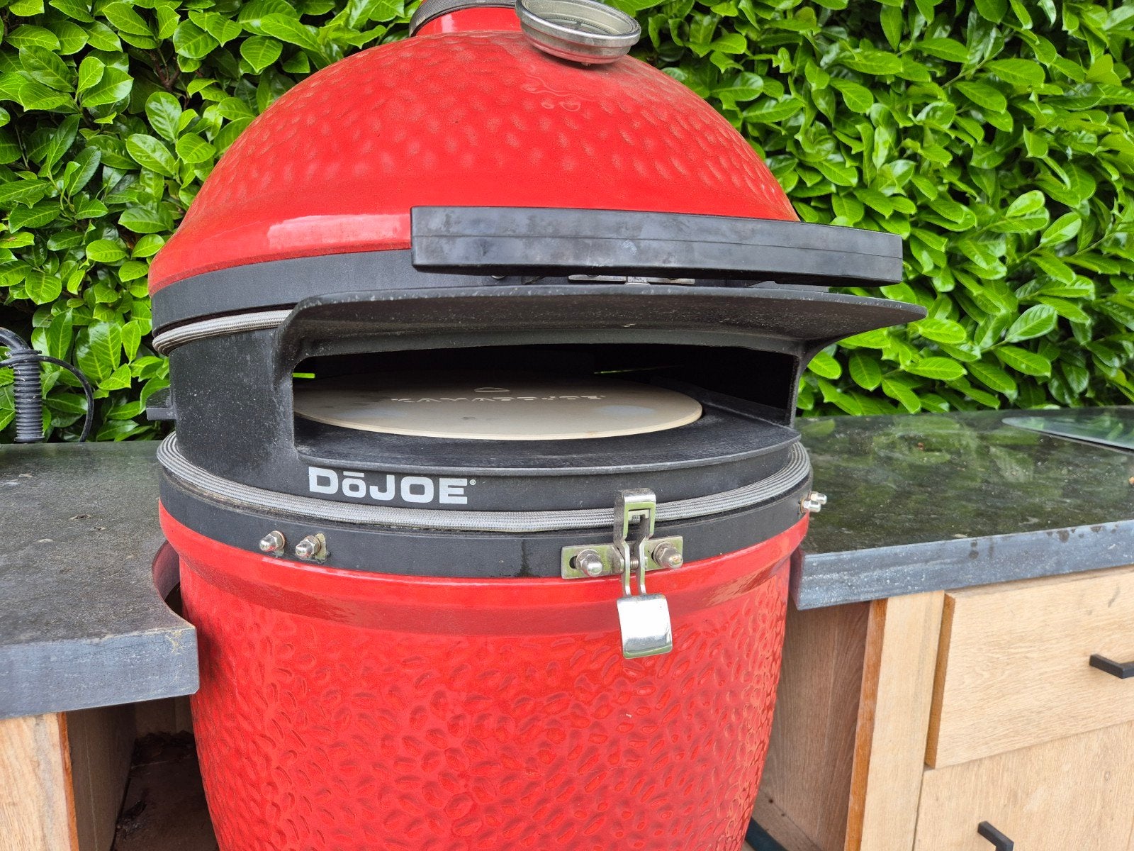 Kamado Joe DoJoe pizzaset met schep, Tuin en Terras, Barbecue-accessoires, Ophalen, Gebruikt, Kamado Joe