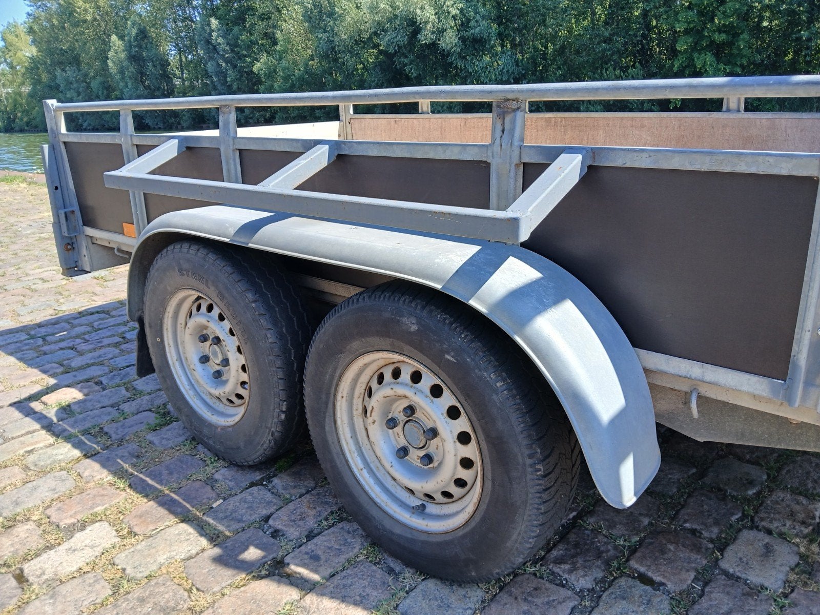 SARIS TANDEMASSER 2700KG, Ophalen