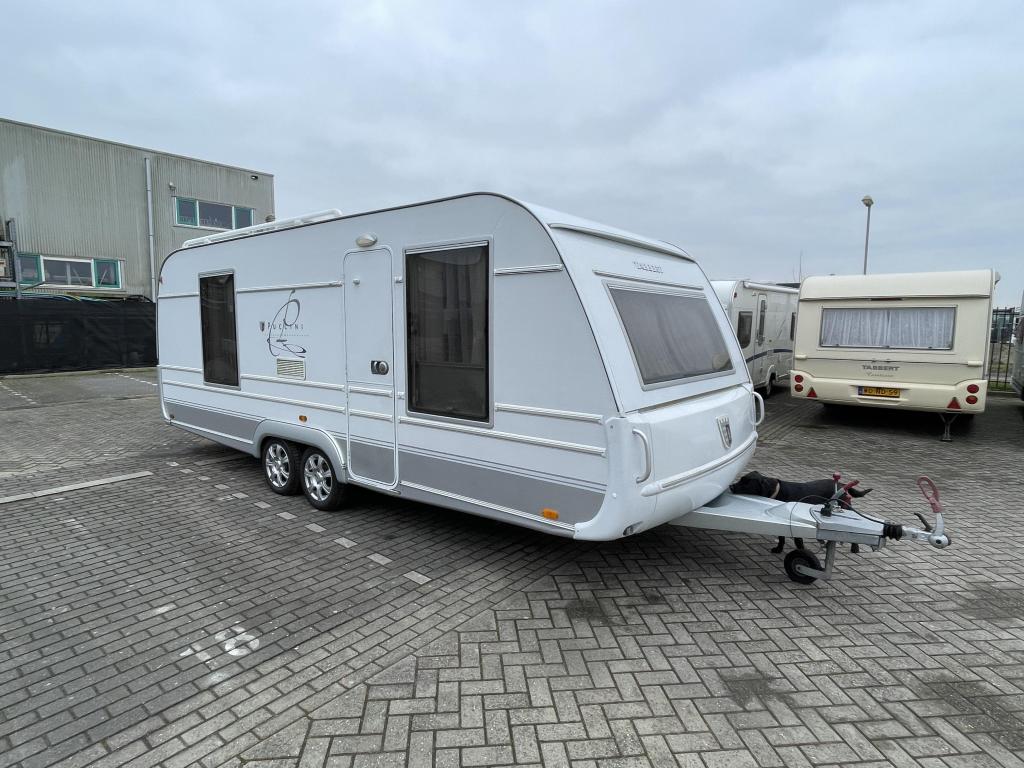 Tabbert Puccini 630 Fransbed Airco douche, Caravans en Kamperen, Caravans, Rondzit, Tabbert, Bedrijf, Schokbreker