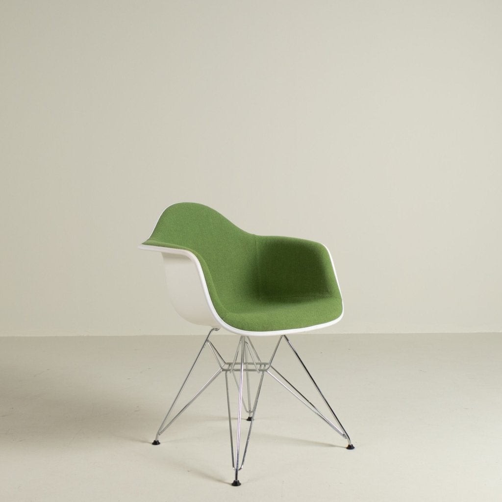 Vitra Eames DAR Stoel Wit Groen Kunststof/Stof - Chroom, Vitra, Zo goed als nieuw, Niet ingevuld, Niet ingevuld