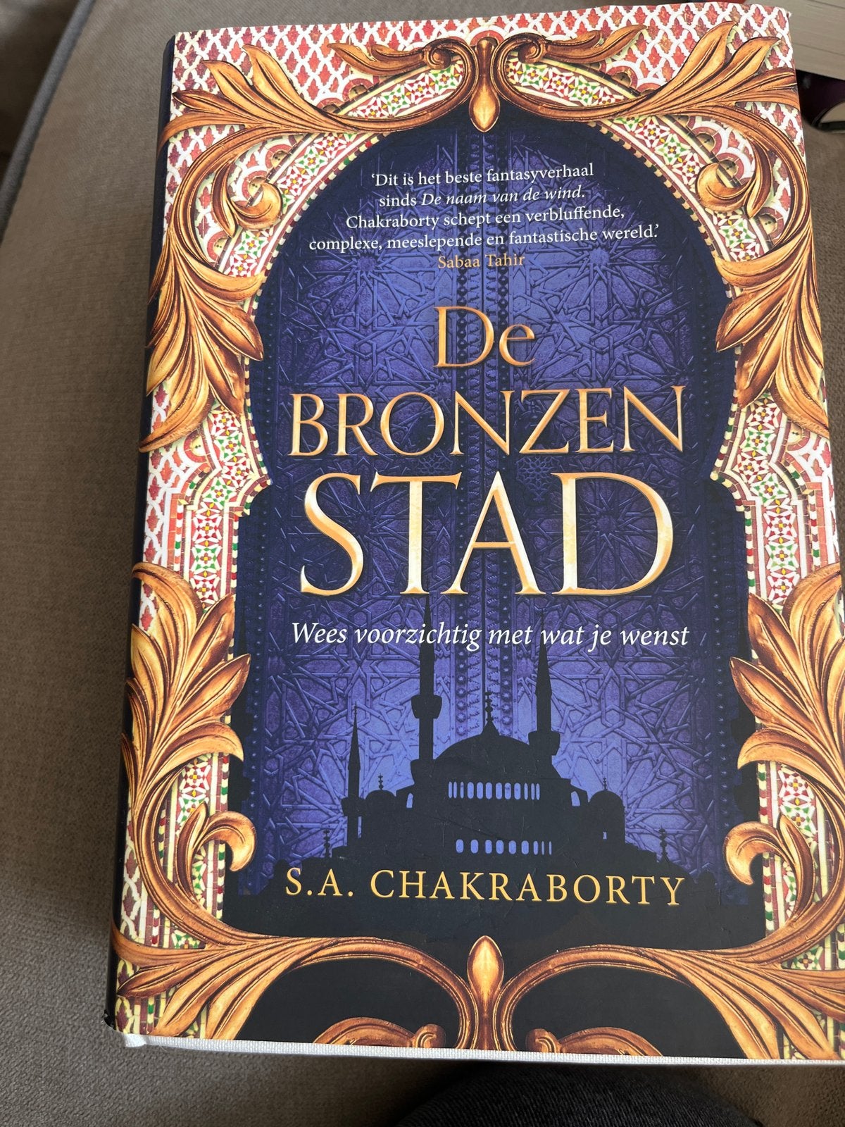 De Bronzen Stad - S.A. Chakraborty (Fantasy), Boeken, Fantasy, Ophalen, Gelezen