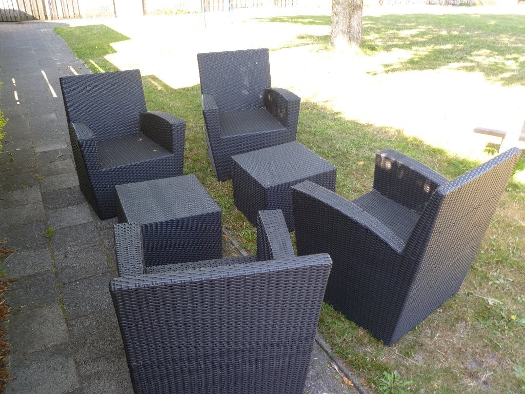 WIKCKER tuinset 4 stoelen en 2 hockers  NU VOOR 50 euro, Tuin en Terras, Ophalen, 4 zitplaatsen, Gebruikt, Stoel