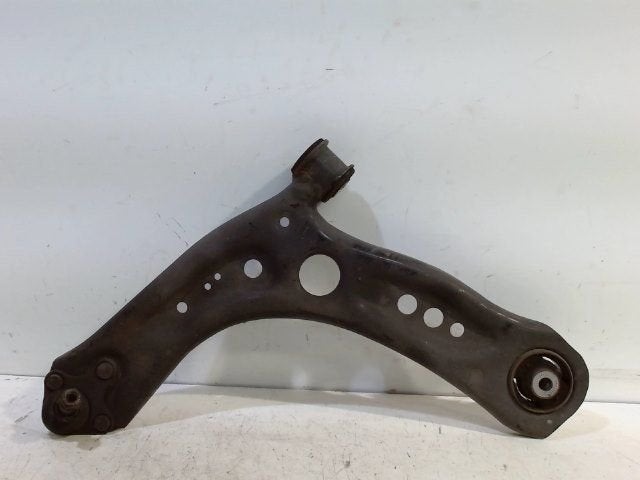 Draagarm links voor Seat Leon, Onderdelen@venauto.nl, Van der Ven Autorecycling B.V., Gebruikt, Ettenseweg 76, 4706 PB Roosendaal, The Netherlands