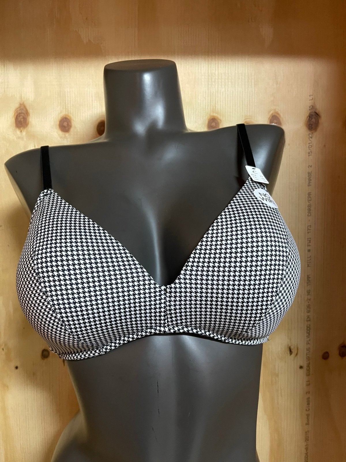 Lisca bh zonder beugel maat 75c model mia, Verzenden, Zwart, BH
